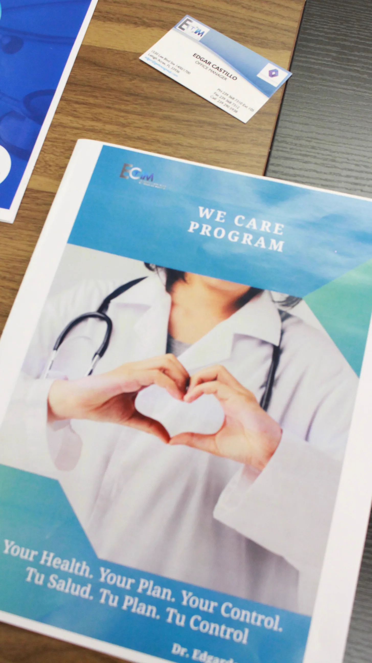 Folleto del programa WeCare de ECIM